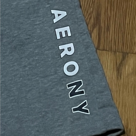 Like new Aeropostale  Aero NY Gray w/ drawstring Fleece Shorts men's sz Large - Picture 4 of 10